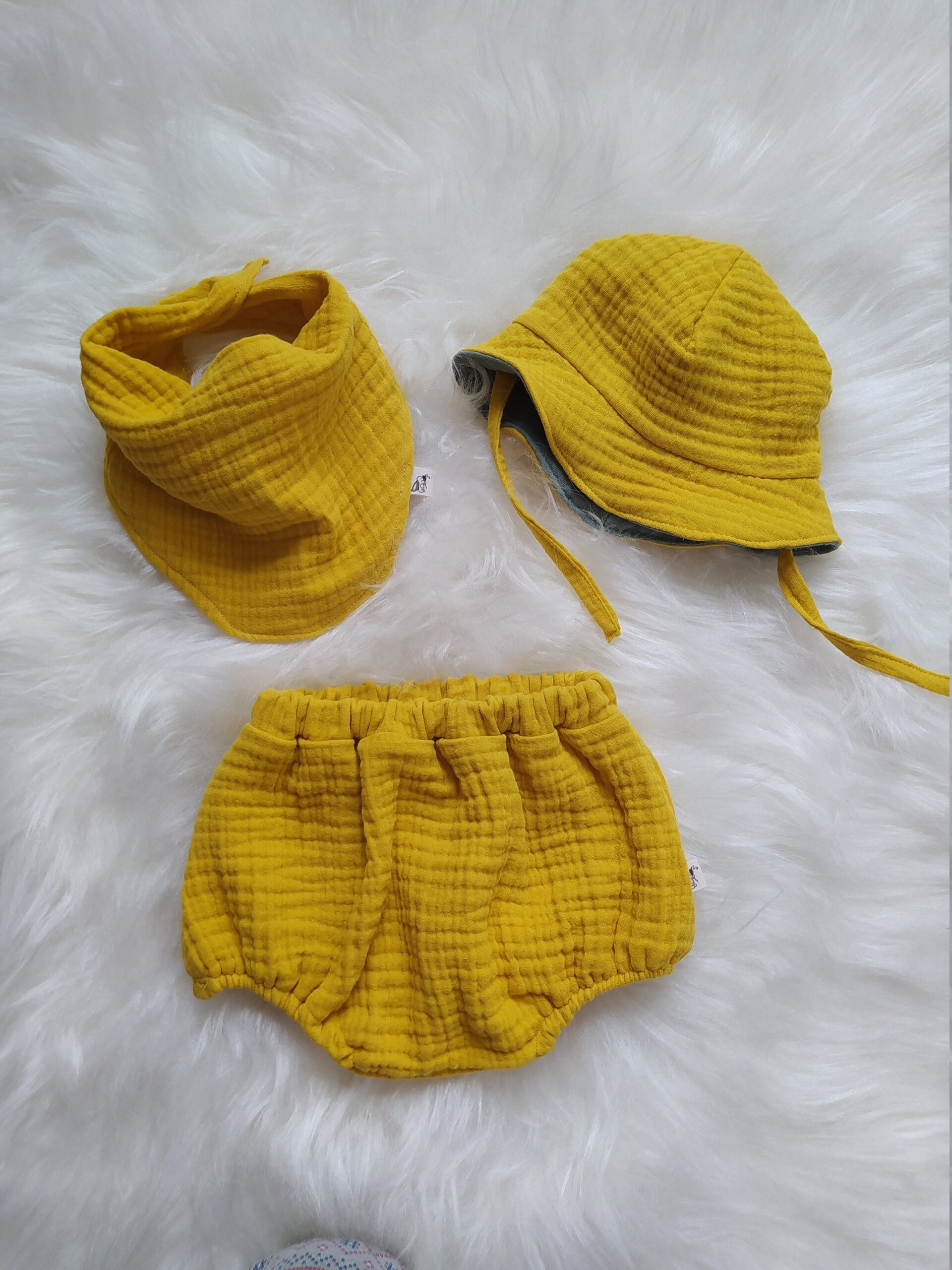 Double Sided Muslin Baby Bib - Image 8