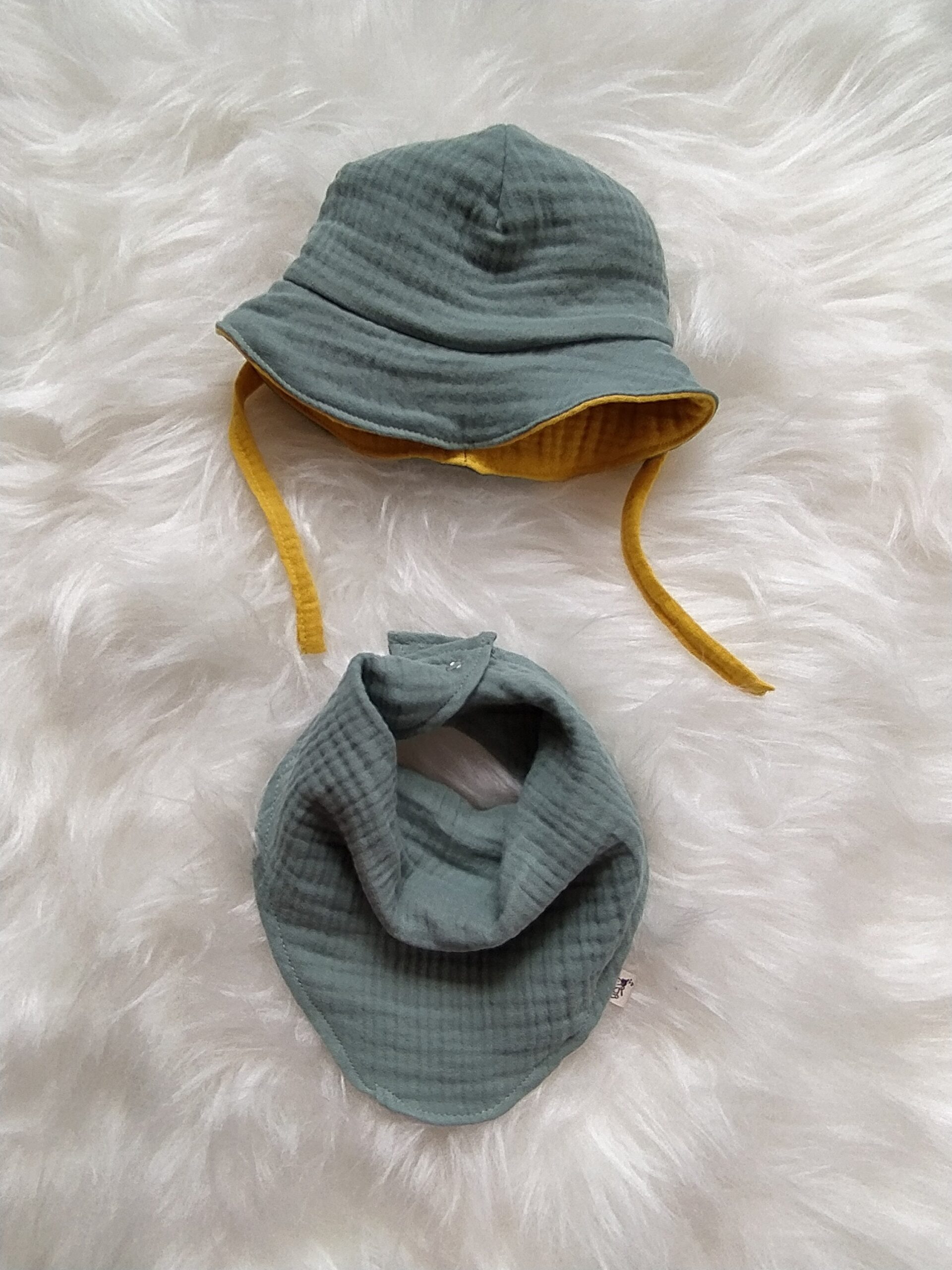 Double Sided Muslin Baby Bib - Image 5